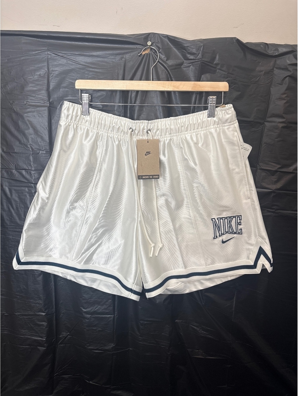 Nike White Athletic Shorts with Navy Accents Size Large